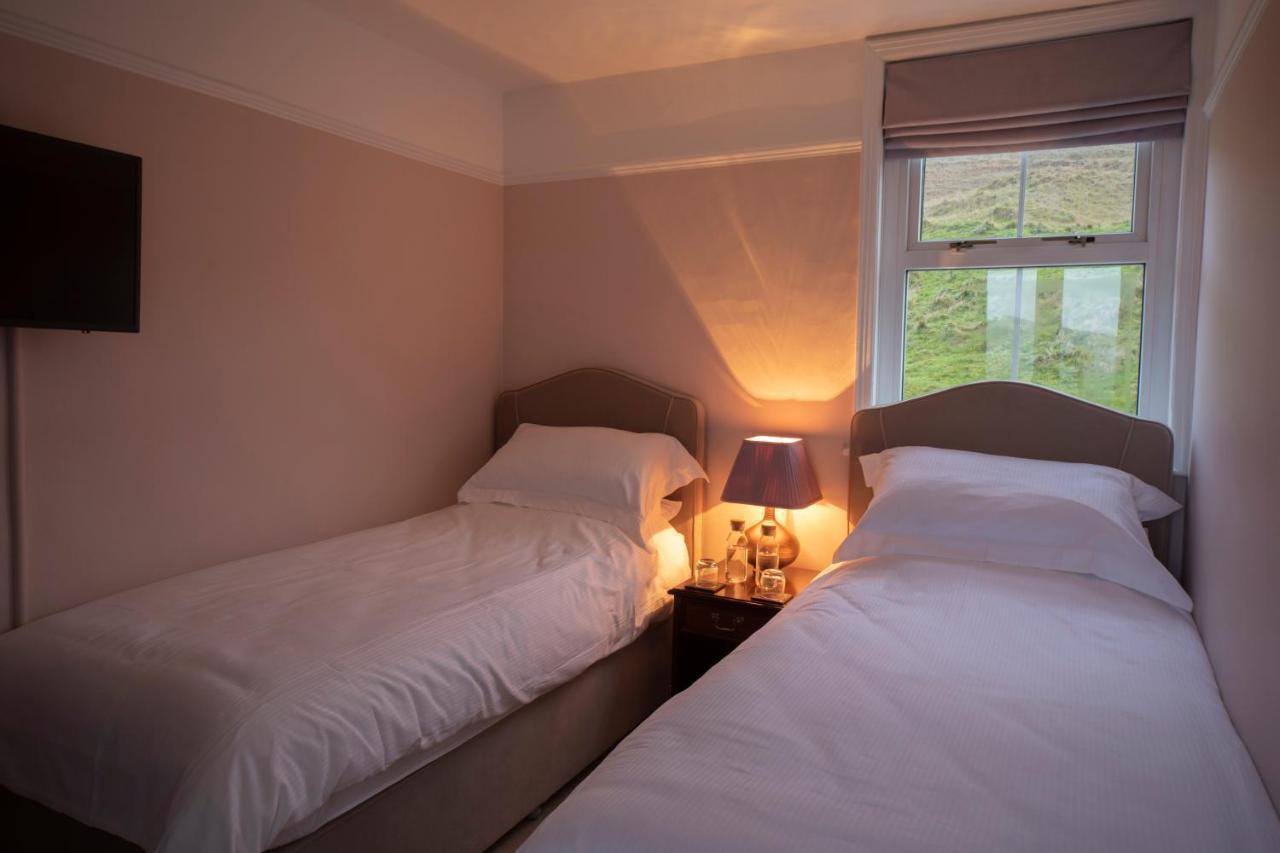Cleeve Hill Hotel Bishop's Cleeve ภายนอก รูปภาพ