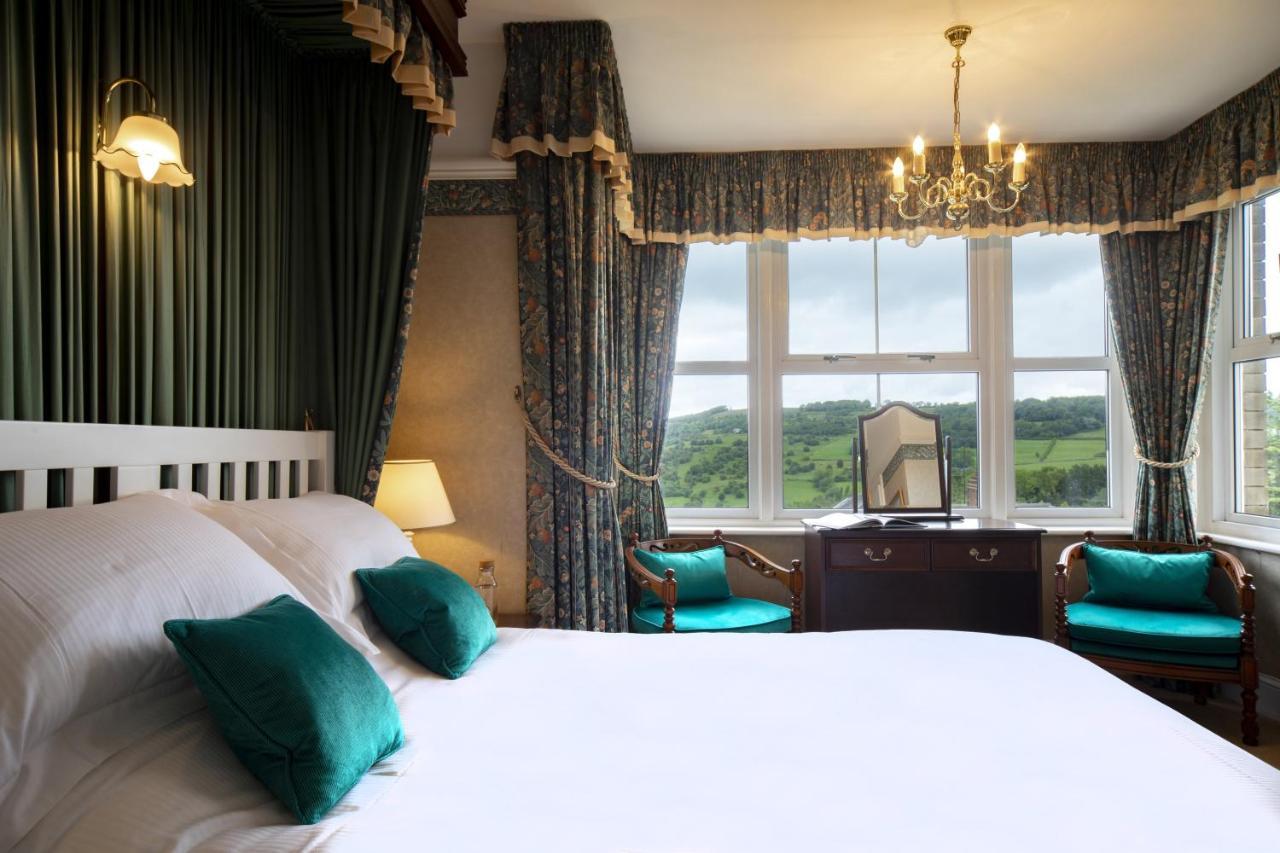 Cleeve Hill Hotel Bishop's Cleeve ภายนอก รูปภาพ