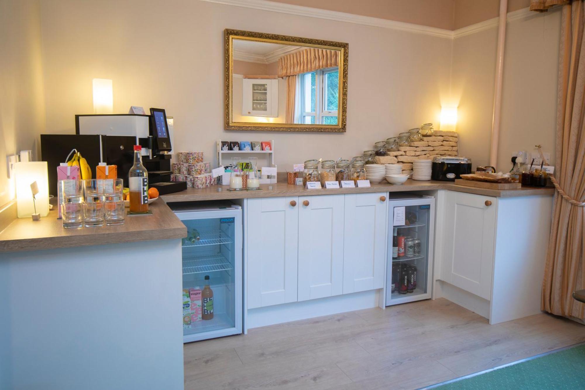 Cleeve Hill Hotel Bishop's Cleeve ภายนอก รูปภาพ